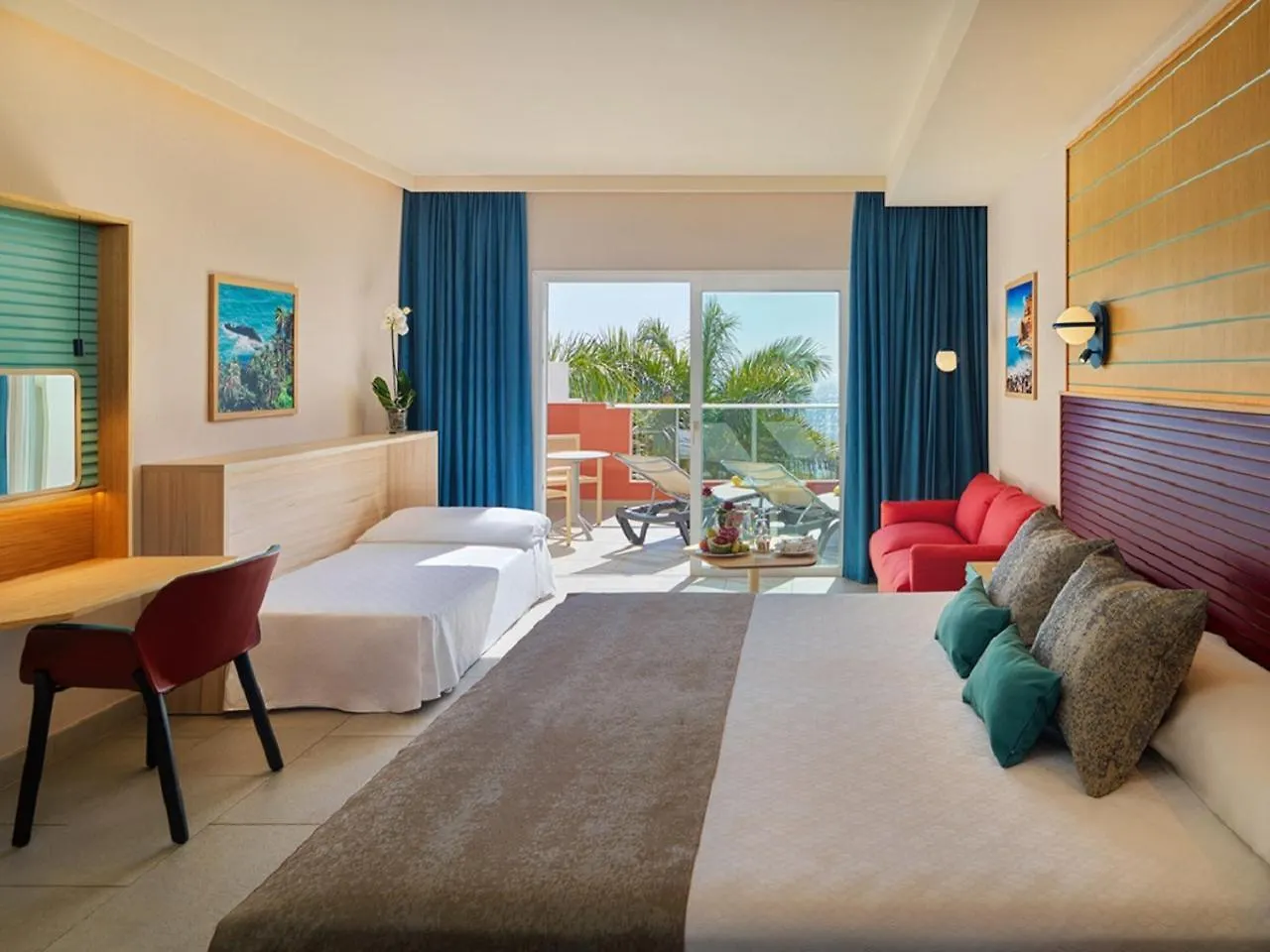 Adrián Hoteles Roca Nivaria Costa Adeje  Spagna