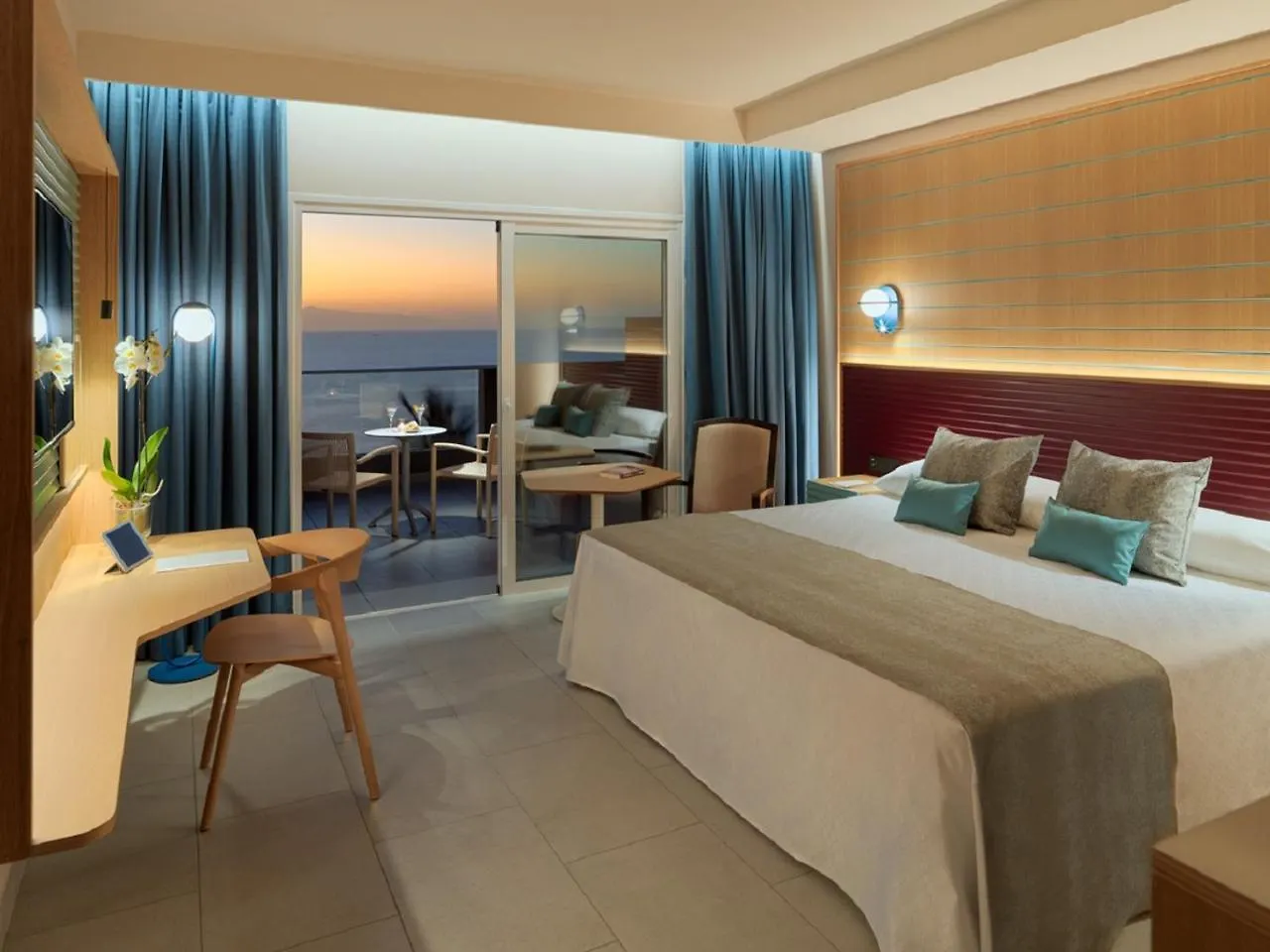 Adrián Hoteles Roca Nivaria Costa Adeje  5*, Costa Adeje (Tenerife)